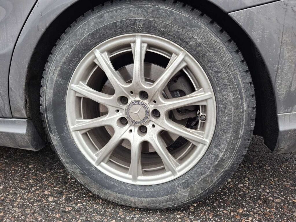 Mercedes-Benz CLA 2017 Harmaa