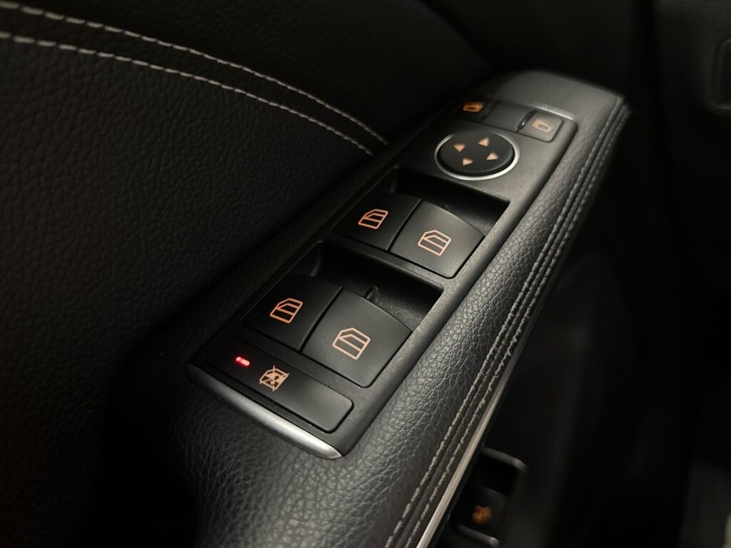 Mercedes-Benz CLA 2017 Harmaa