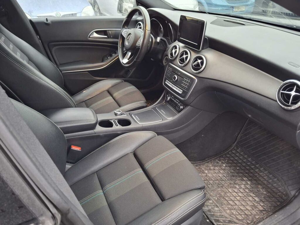 Mercedes-Benz CLA 2017 Harmaa