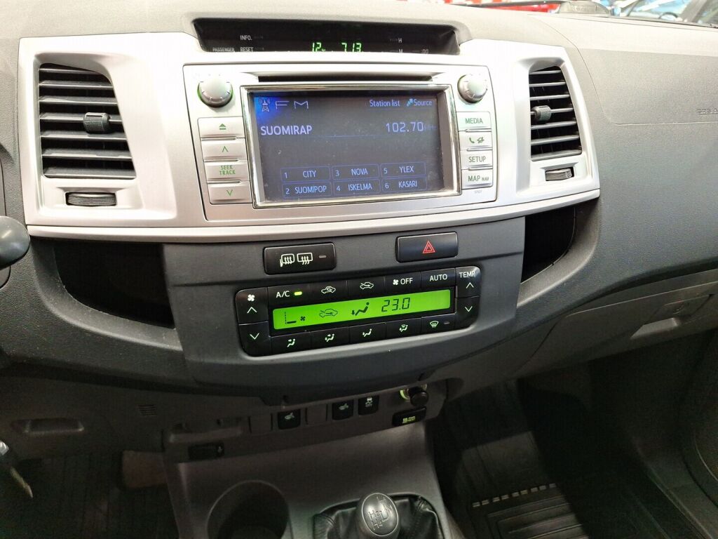 Toyota Hilux 2012 Sininen