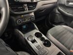 Ford Kuga 2021 Musta