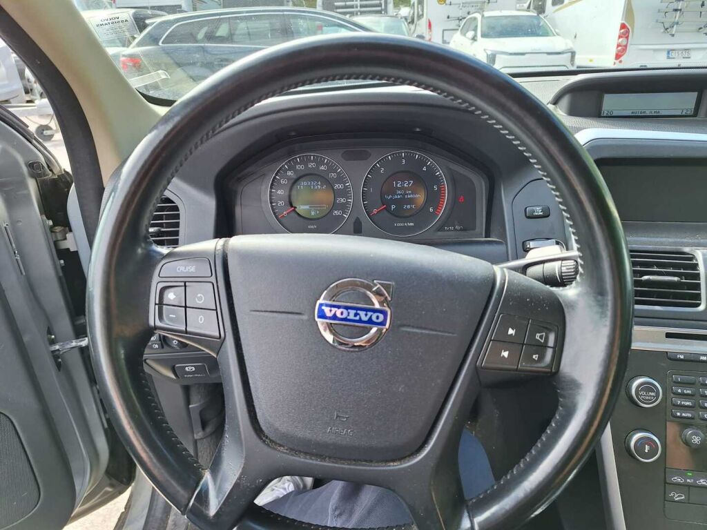 Volvo XC60 2010 Harmaa