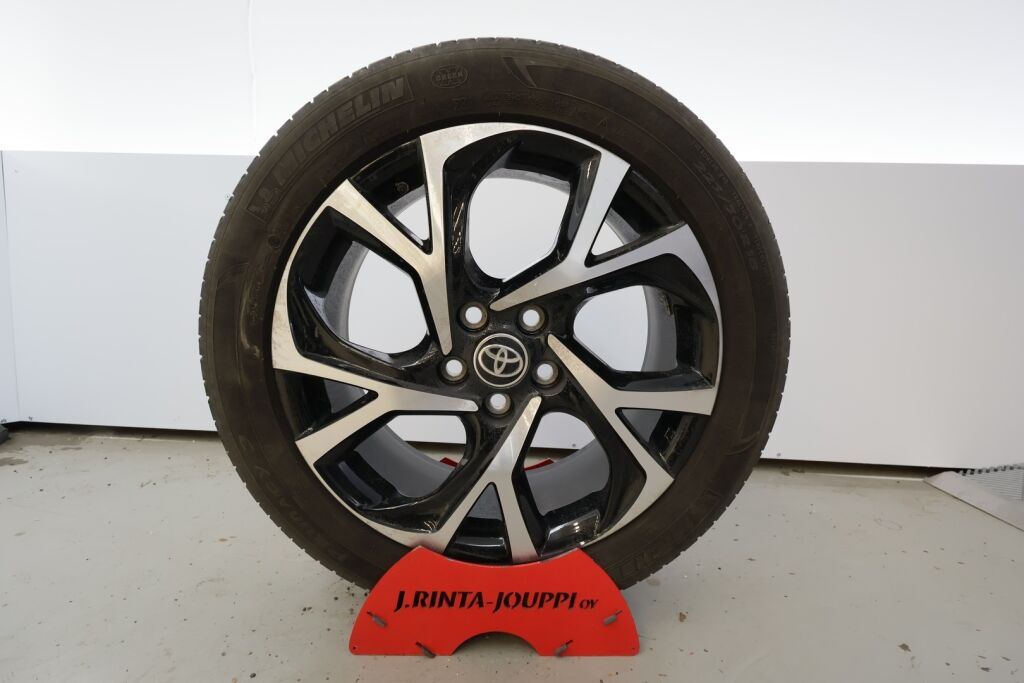 Toyota C-HR 2021 Sininen