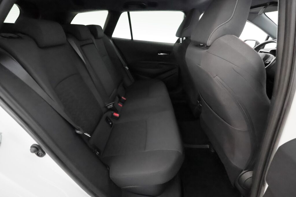 Toyota Corolla 2021 Valkoinen