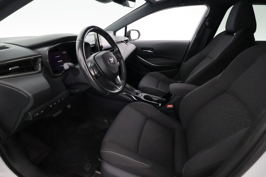 Toyota Corolla 2021 Valkoinen