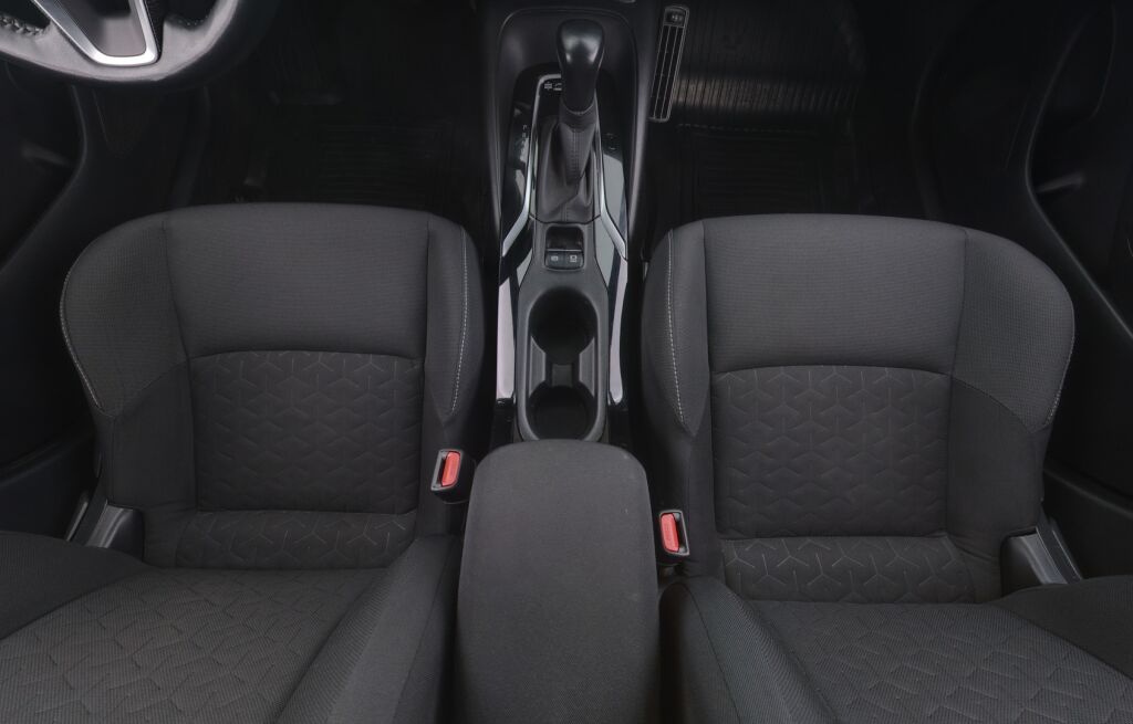 Toyota Corolla 2021 Valkoinen