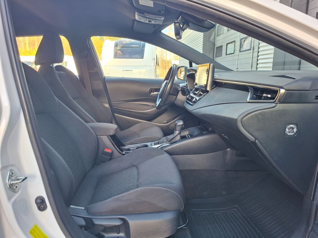 Toyota Corolla 2021 Valkoinen