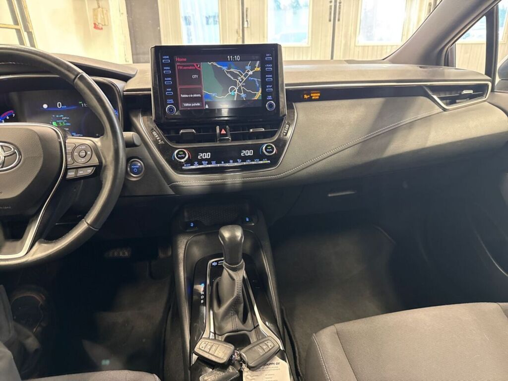 Toyota Corolla 2021 Valkoinen