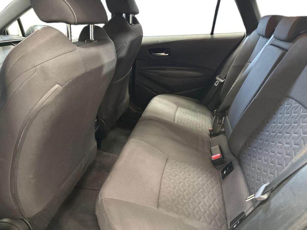 Toyota Corolla 2021 Valkoinen