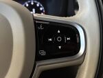 Volvo S60 2021 Musta