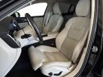 Volvo S60 2021 Musta
