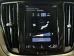 Volvo S60 2021 Musta