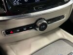 Volvo S60 2021 Musta