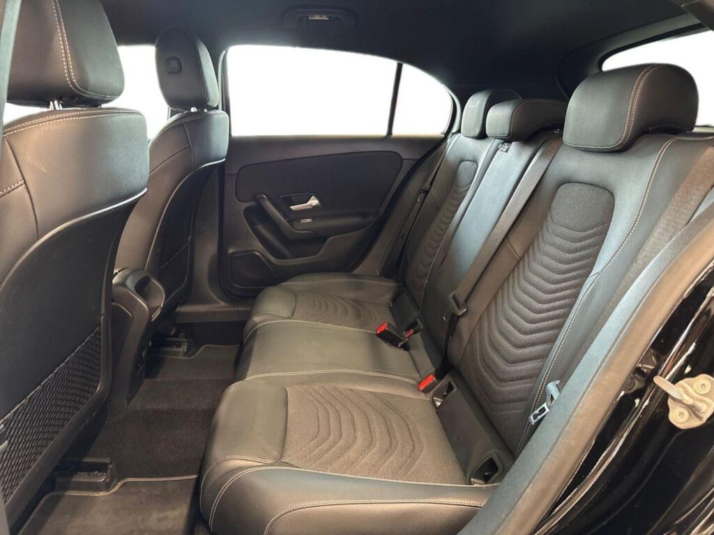 Mercedes-Benz A 2021 Musta