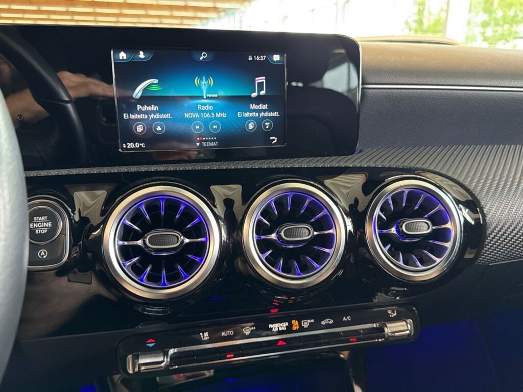 Mercedes-Benz A 2021 Musta