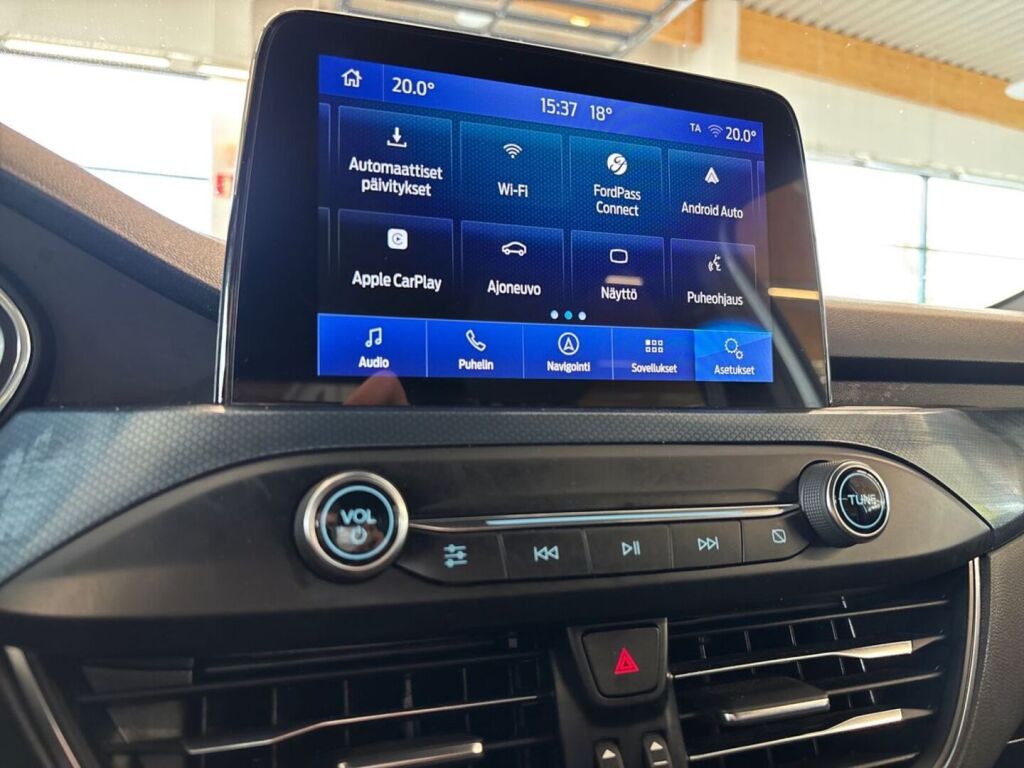 Ford Focus 2021 Valkoinen