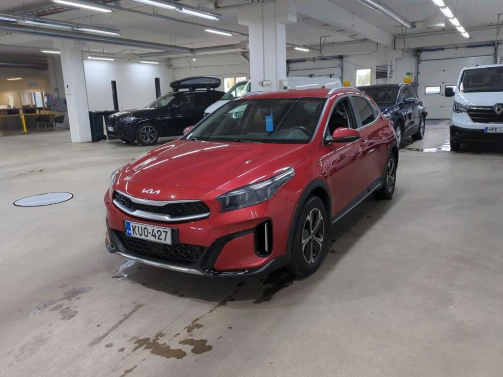 Kia XCeed 2023 Punainen