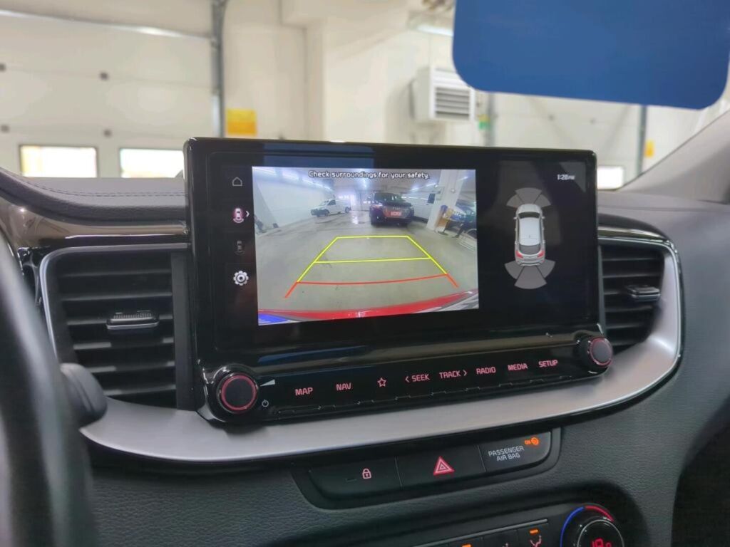 Kia XCeed 2023 Punainen