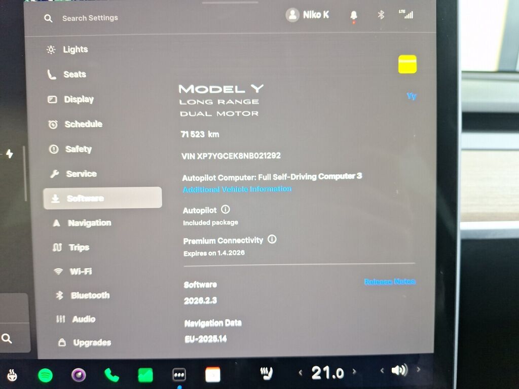 Tesla Model Y 2022 Musta