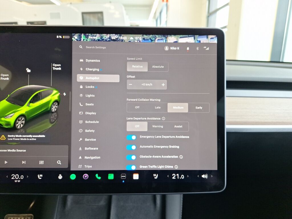 Tesla Model Y 2022 Musta