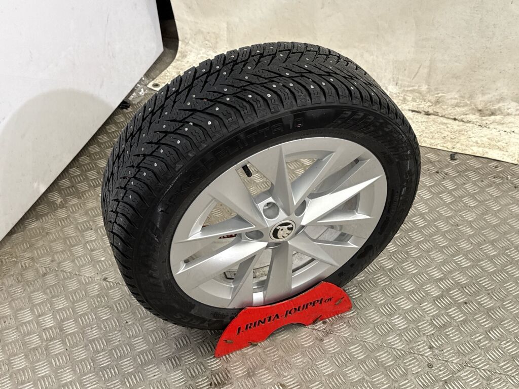 Skoda Octavia 2022 Valkoinen