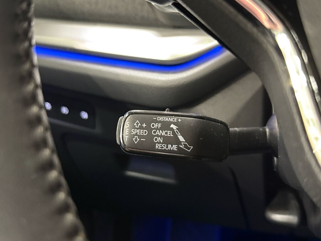 Skoda Octavia 2022 Valkoinen