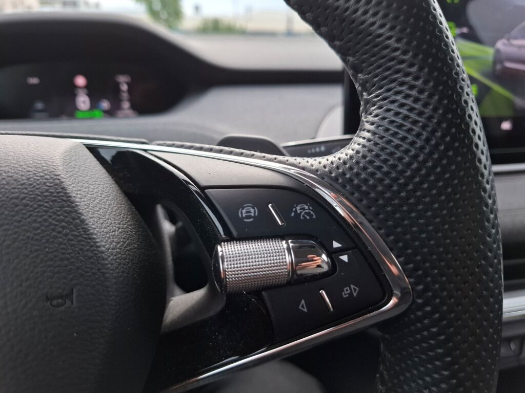 Skoda Enyaq 2022 Harmaa