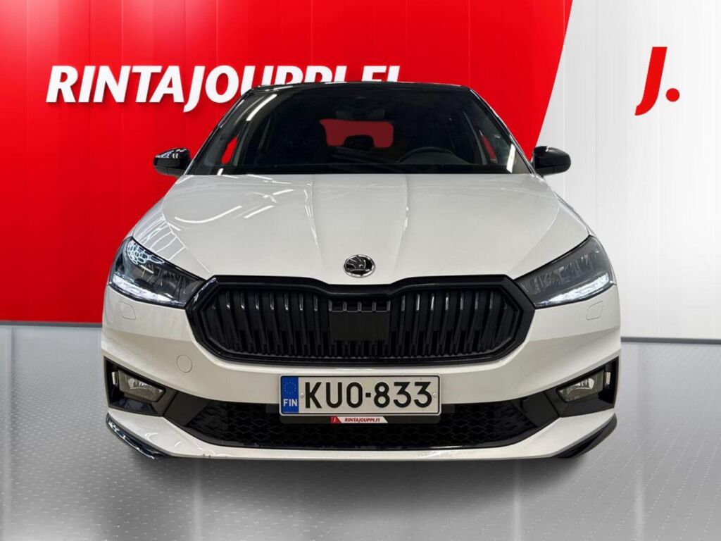 Skoda Fabia 2023 Valkoinen
