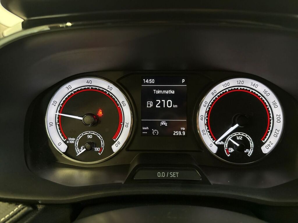 Skoda Fabia 2023 Valkoinen