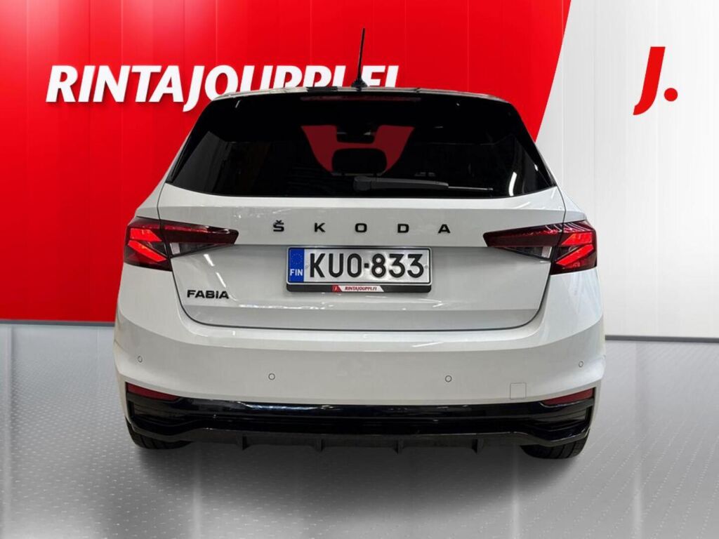 Skoda Fabia 2023 Valkoinen