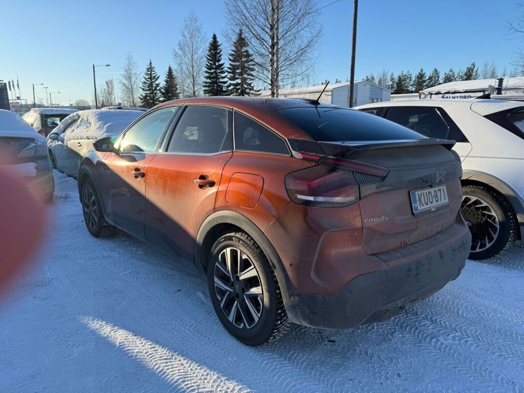 Citroen C4 2022 Punainen