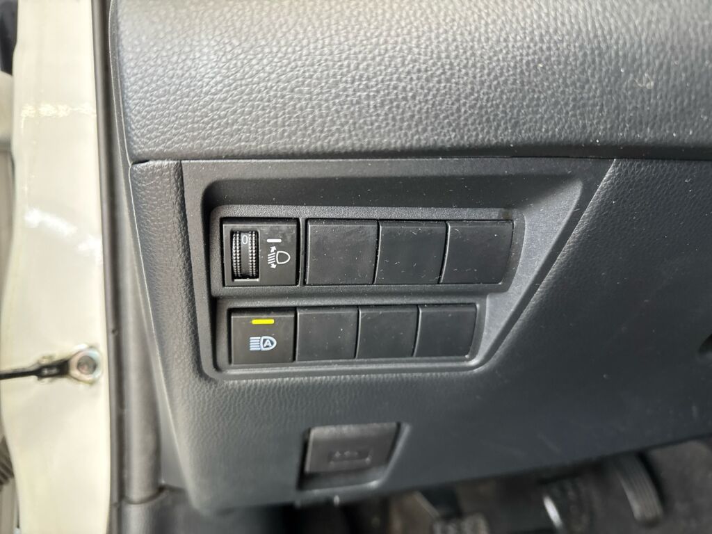 Toyota Yaris 2022 Valkoinen