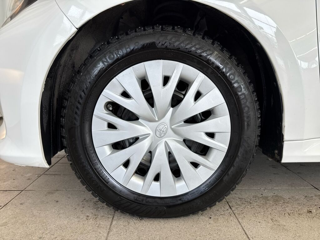 Toyota Yaris 2022 Valkoinen