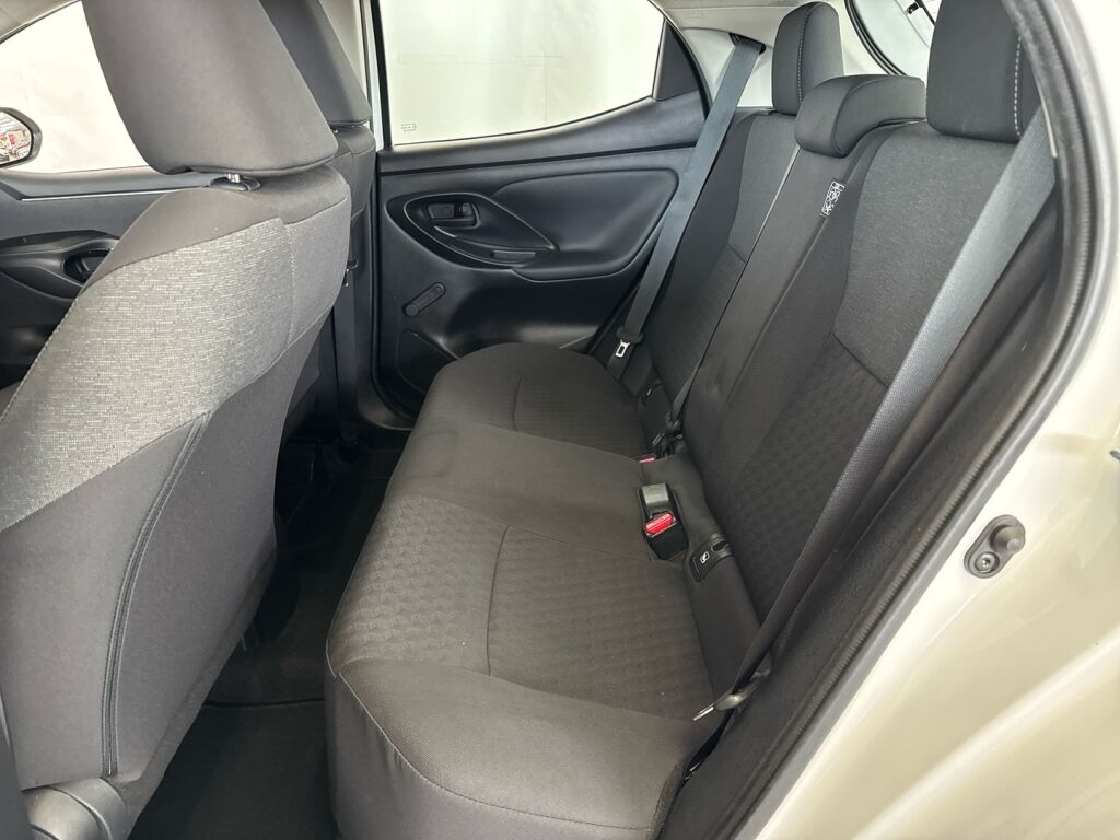 Toyota Yaris 2022 Valkoinen