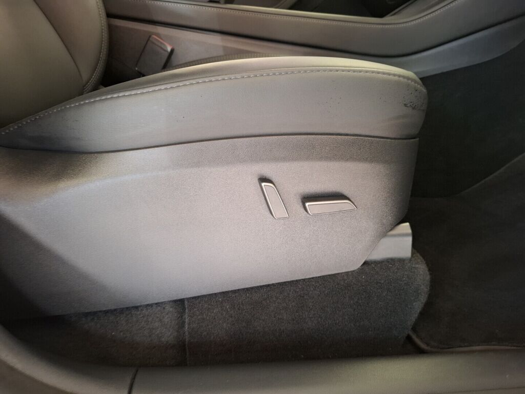 Tesla Model Y 2022 Valkoinen