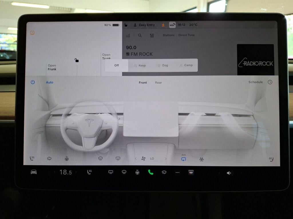 Tesla Model Y 2022 Valkoinen