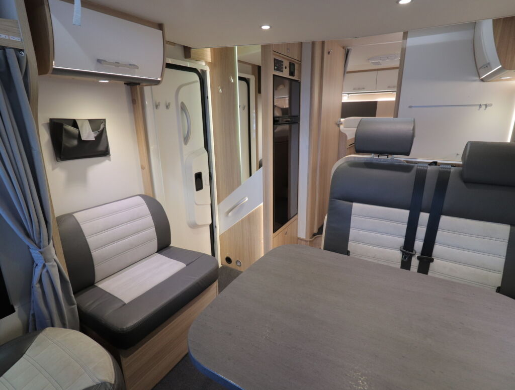 Sunlight T 68 2021 Valkoinen