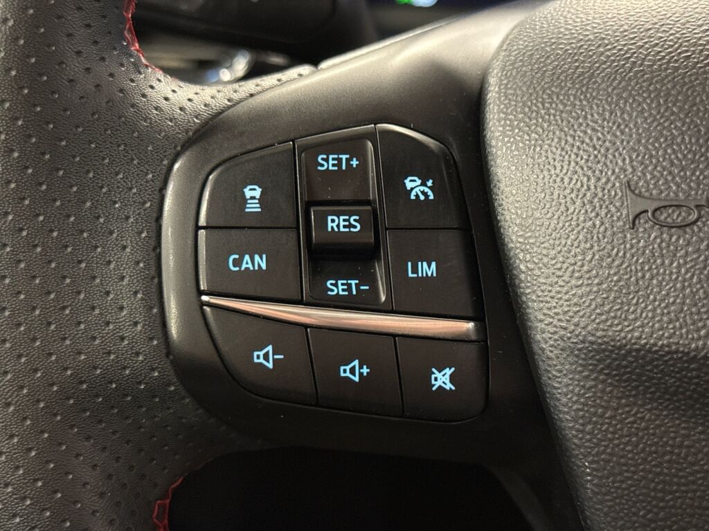 Ford Fiesta 2023 Musta