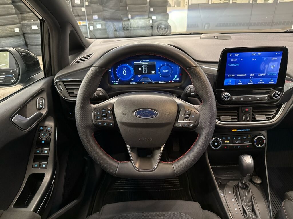 Ford Fiesta 2023 Musta