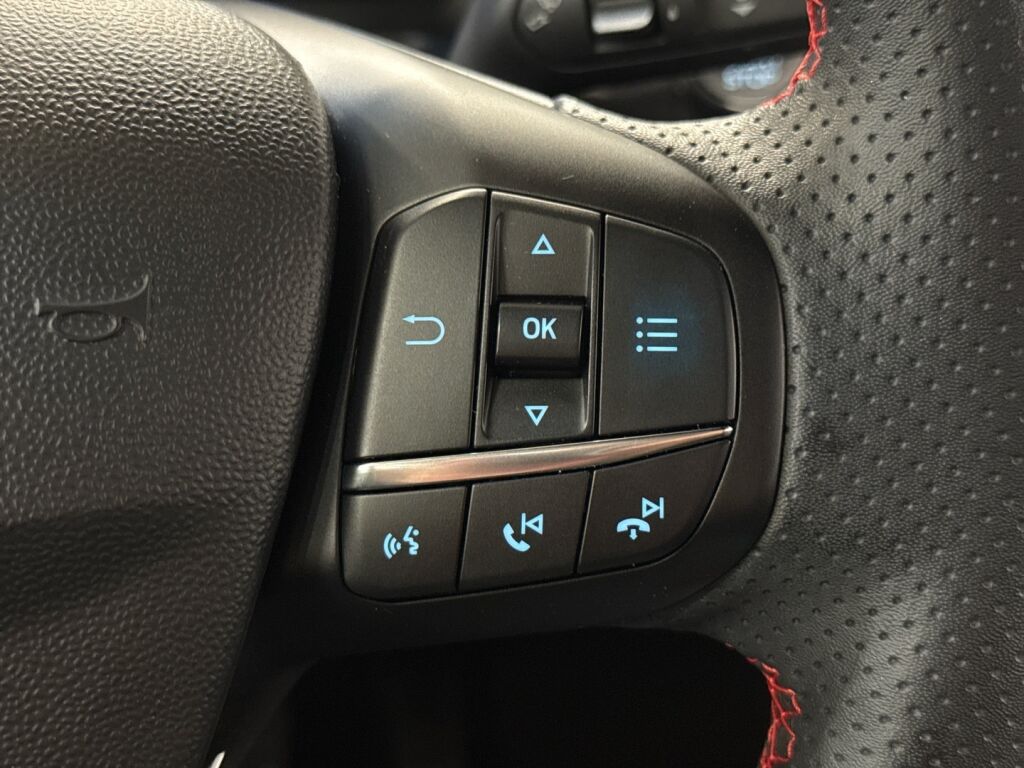 Ford Fiesta 2023 Musta