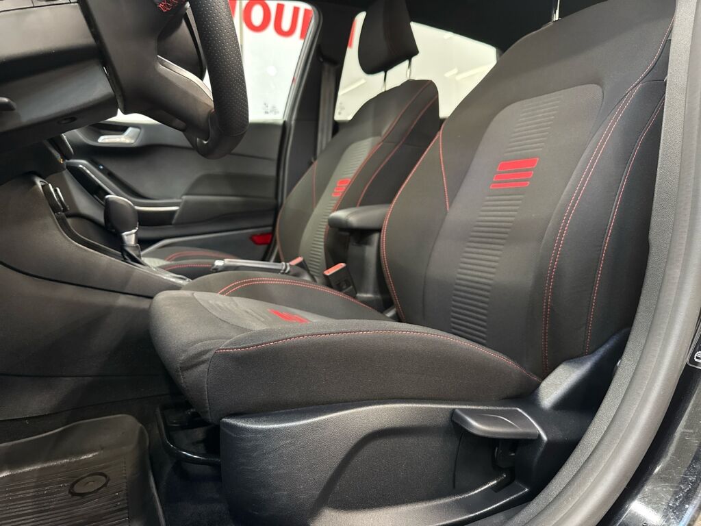 Ford Fiesta 2023 Musta