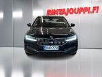 Skoda Superb 2022 Musta