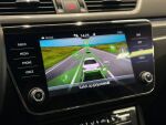 Skoda Superb 2022 Musta