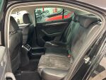 Skoda Superb 2022 Musta