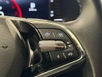 Skoda Superb 2022 Musta
