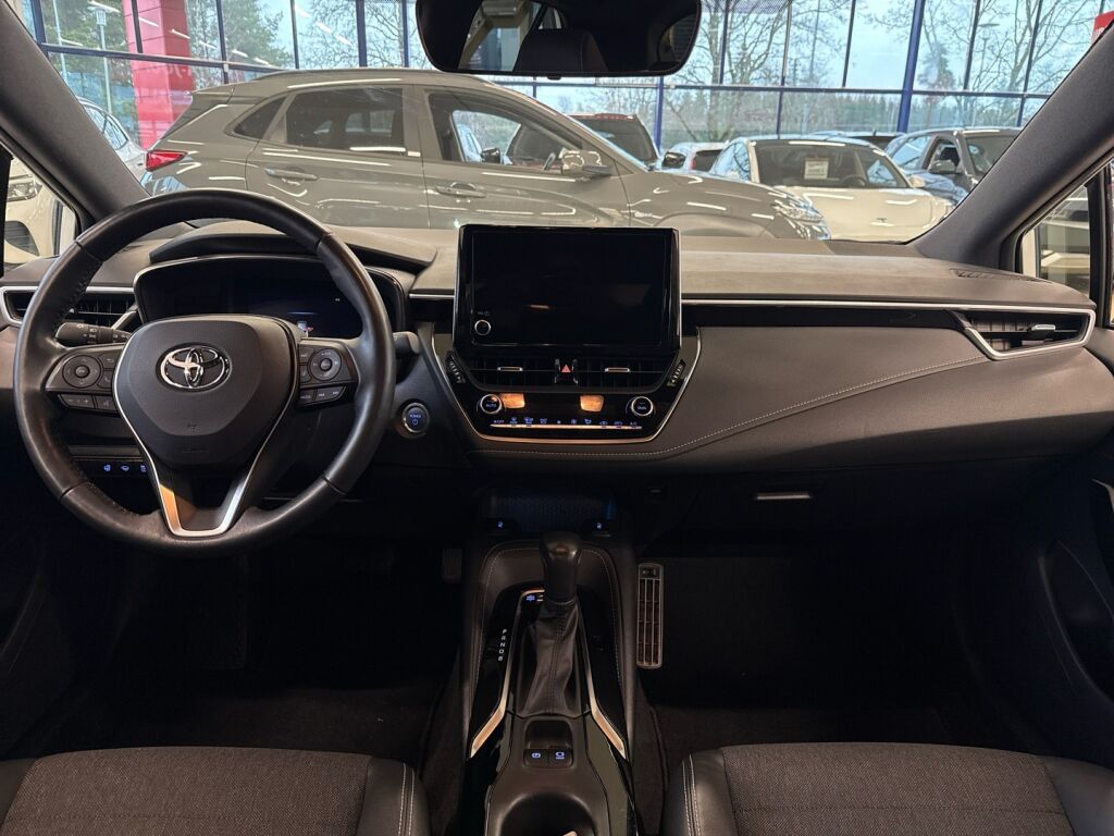 Toyota Corolla 2022 Valkoinen