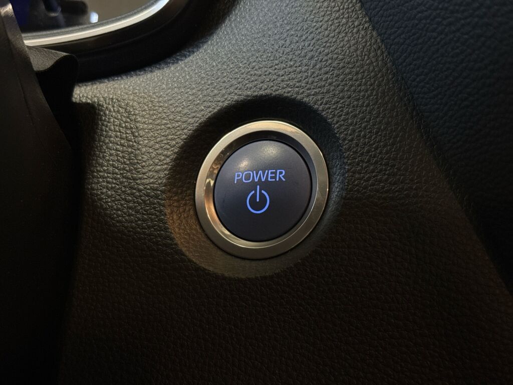 Toyota Corolla 2022 Valkoinen