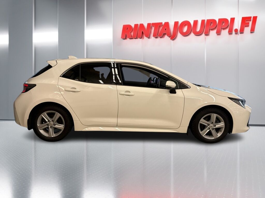 Toyota Corolla 2022 Valkoinen