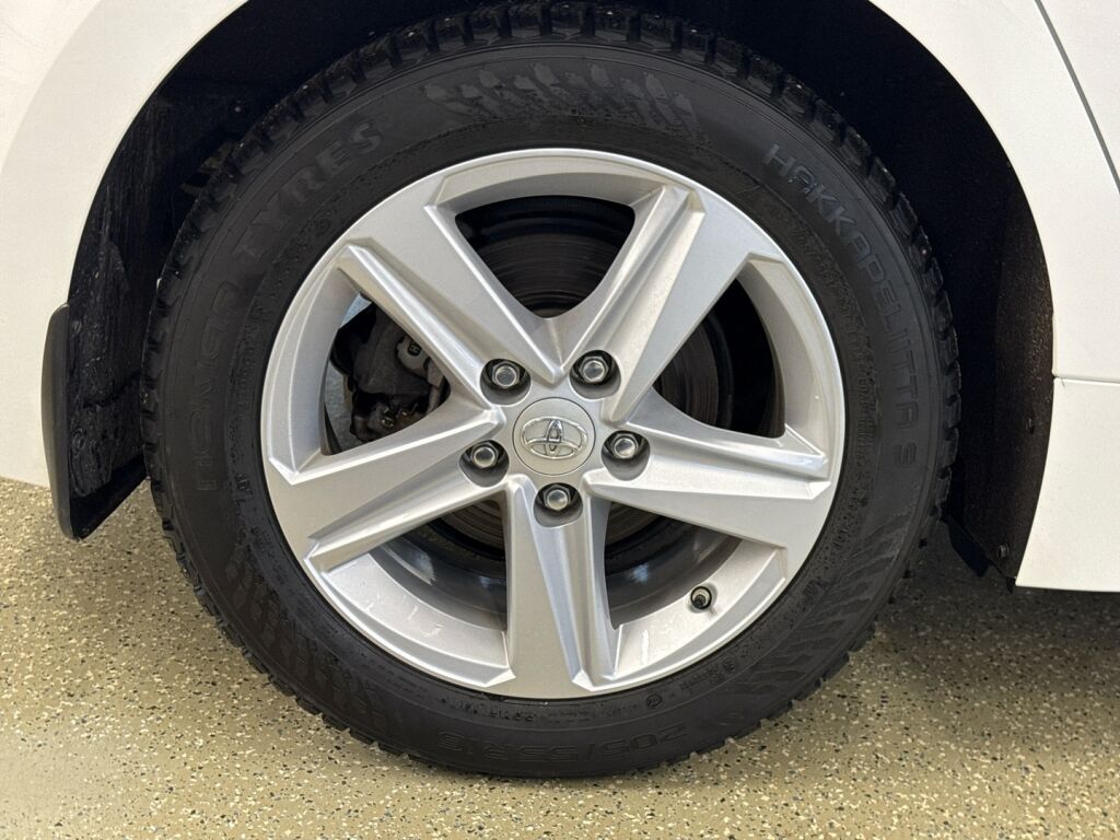 Toyota Corolla 2022 Valkoinen