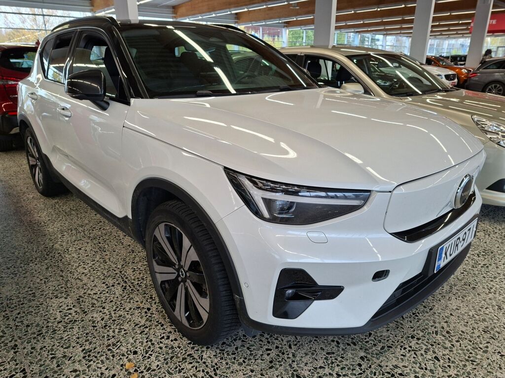 Volvo XC40 2022 Valkoinen